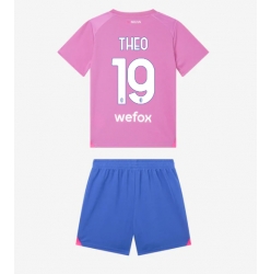 Strój piłkarski AC Milan Theo Hernandez #19 Koszulka Trzeciej dziecięce 2023-24 Krótki Rękaw (+ Krótkie spodenki)