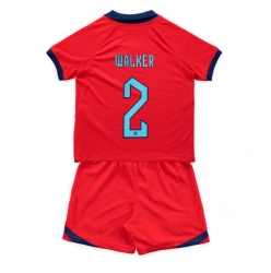 Strój piłkarski Anglia Kyle Walker #2 Koszulka Wyjazdowej dziecięce MŚ 2022 Krótki Rękaw (+ Krótkie spodenki)