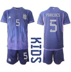 Strój piłkarski Argentyna Leandro Paredes #5 Koszulka Wyjazdowej dziecięce MŚ 2022 Krótki Rękaw (+ Krótkie spodenki)