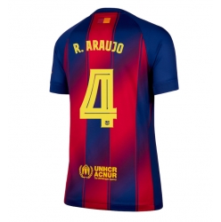 Strój piłkarski Barcelona Ronald Araujo #4 Koszulka Podstawowej damskie 2025-26 Krótki Rękaw