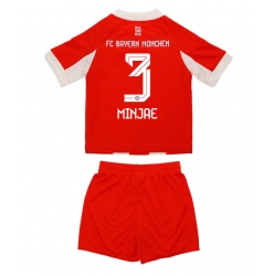 Strój piłkarski Bayern Munich Kim Min-jae #3 Koszulka Podstawowej dziecięce 2025-26 Krótki Rękaw (+ Krótkie spodenki)