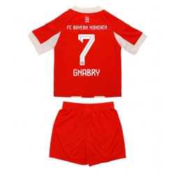 Strój piłkarski Bayern Munich Serge Gnabry #7 Koszulka Podstawowej dziecięce 2025-26 Krótki Rękaw (+ Krótkie spodenki)