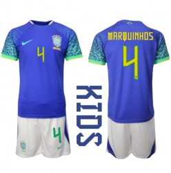 Strój piłkarski Brazylia Marquinhos #4 Koszulka Wyjazdowej dziecięce MŚ 2022 Krótki Rękaw (+ Krótkie spodenki)