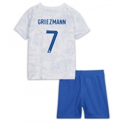 Strój piłkarski Francja Antoine Griezmann #7 Koszulka Wyjazdowej dziecięce MŚ 2022 Krótki Rękaw (+ Krótkie spodenki)