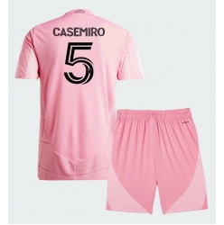 Strój piłkarski Inter Miami Casemiro #5 Koszulka Podstawowej dziecięce 2026-27 Krótki Rękaw (+ Krótkie spodenki)