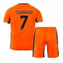 Strój piłkarski Inter Milan Juan Cuadrado #7 Koszulka Trzeciej dziecięce 2023-24 Krótki Rękaw (+ Krótkie spodenki)