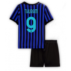 Strój piłkarski Inter Milan Marcus Thuram #9 Koszulka Podstawowej dziecięce 2025-26 Krótki Rękaw (+ Krótkie spodenki)