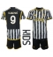 Strój piłkarski Juventus Dusan Vlahovic #9 Koszulka Podstawowej dziecięce 2023-24 Krótki Rękaw (+ Krótkie spodenki)
