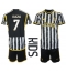 Strój piłkarski Juventus Federico Chiesa #7 Koszulka Podstawowej dziecięce 2023-24 Krótki Rękaw (+ Krótkie spodenki)