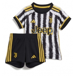 Strój piłkarski Juventus Koszulka Podstawowej dziecięce 2023-24 Krótki Rękaw (+ Krótkie spodenki)