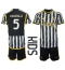 Strój piłkarski Juventus Manuel Locatelli #5 Koszulka Podstawowej dziecięce 2023-24 Krótki Rękaw (+ Krótkie spodenki)