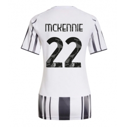 Strój piłkarski Juventus Weston McKennie #22 Koszulka Podstawowej damskie 2025-26 Krótki Rękaw Strój piłkarski Juventus Weston McKennie #22 Koszulka Podstawowej damskie 2025-26 Krótki Rękaw