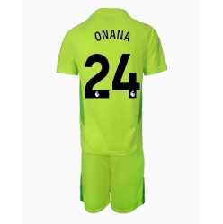 Strój piłkarski Manchester United Andre Onana #24 Bramkarskie Koszulka Wyjazdowej dziecięce 2024-25 Krótki Rękaw (+ Krótkie spodenki)
