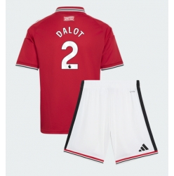 Strój piłkarski Manchester United Diogo Dalot #2 Koszulka Podstawowej dziecięce 2026-27 Krótki Rękaw (+ Krótkie spodenki)