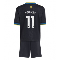 Strój piłkarski Manchester United Joshua Zirkzee #11 Koszulka Trzeciej dziecięce 2025-26 Krótki Rękaw (+ Krótkie spodenki)