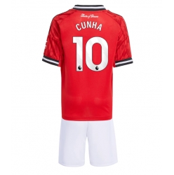 Strój piłkarski Manchester United Matheus Cunha #10 Koszulka Podstawowej dziecięce 2025-26 Krótki Rękaw (+ Krótkie spodenki)
