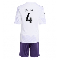 Strój piłkarski Manchester United Matthijs de Ligt #4 Koszulka Wyjazdowej dziecięce 2025-26 Krótki Rękaw (+ Krótkie spodenki)
