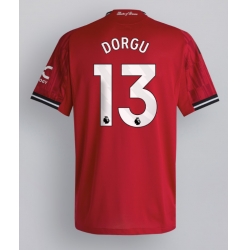 Strój piłkarski Manchester United Patrick Dorgu #13 Koszulka Podstawowej 2025-26 Krótki Rękaw