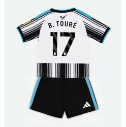 Strój piłkarski Newcastle United Bazoumana Toure #17 Koszulka Podstawowej dziecięce 2026-27 Krótki Rękaw (+ Krótkie spodenki)
