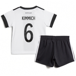 Strój piłkarski Niemcy Joshua Kimmich #6 Koszulka Podstawowej dziecięce MŚ 2022 Krótki Rękaw (+ Krótkie spodenki)