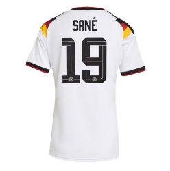 Strój piłkarski Niemcy Leroy Sane #19 Koszulka Podstawowej damskie MŚ 2026 Krótki Rękaw