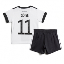 Strój piłkarski Niemcy Mario Gotze #11 Koszulka Podstawowej dziecięce MŚ 2022 Krótki Rękaw (+ Krótkie spodenki)