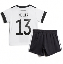 Strój piłkarski Niemcy Thomas Muller #13 Koszulka Podstawowej dziecięce MŚ 2022 Krótki Rękaw (+ Krótkie spodenki)