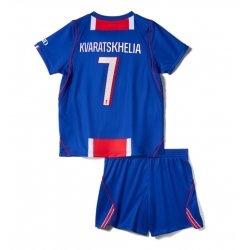 Strój piłkarski Paris Saint-Germain Khvicha Kvaratskhelia #7 Koszulka Podstawowej dziecięce 2026-27 Krótki Rękaw (+ Krótkie spodenki)