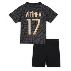 Strój piłkarski Paris Saint-Germain Vitinha Ferreira #17 Koszulka Trzeciej dziecięce 2023-24 Krótki Rękaw (+ Krótkie spodenki)