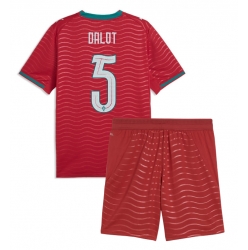 Strój piłkarski Portugalia Diogo Dalot #5 Koszulka Podstawowej dziecięce MŚ 2026 Krótki Rękaw (+ Krótkie spodenki)