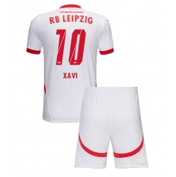 Strój piłkarski RB Leipzig Xavi Simons #10 Koszulka Podstawowej dziecięce 2024-25 Krótki Rękaw (+ Krótkie spodenki)