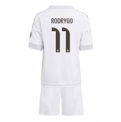 Strój piłkarski Real Madrid Rodrygo Goes #11 Koszulka Podstawowej dziecięce 2025-26 Krótki Rękaw (+ Krótkie spodenki)